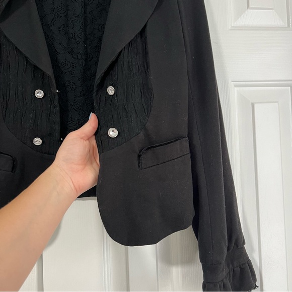 Free People Crop Tuxedo Blazer Jacket Black Lace Velvet Boho Grunge Goth Sz 4 - Picture 6 of 15